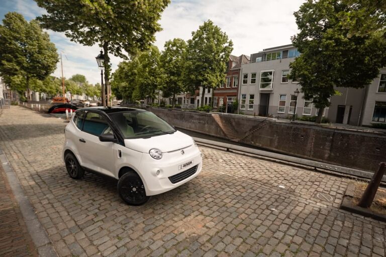 Véhicule sans permis Aixam Easy dès 14 ans - Exterieur - couleur blanc 2