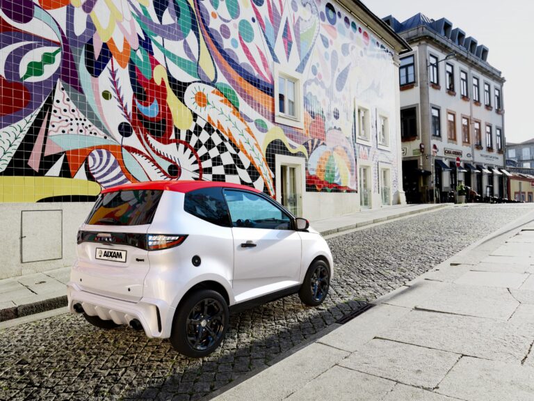 Voiture sans permis Aixam City SPORT Blanche
